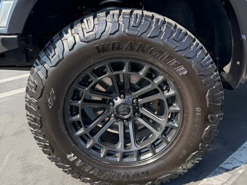 Used 2021 Ford F150 Raptor w/ Equipment Group 801A High AWD/4WD image 9
