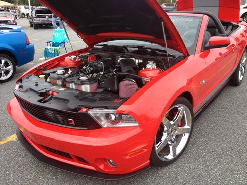 Used 2011 Ford Mustang GT Premium w/ Security Pkg image 4