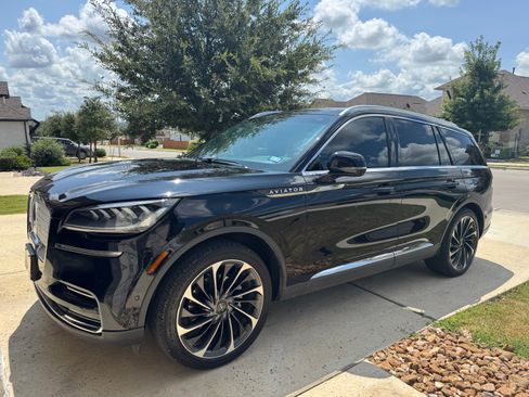 Used 2024 Lincoln Aviator Reserve w/ Equipment Group 201A RWD image 6