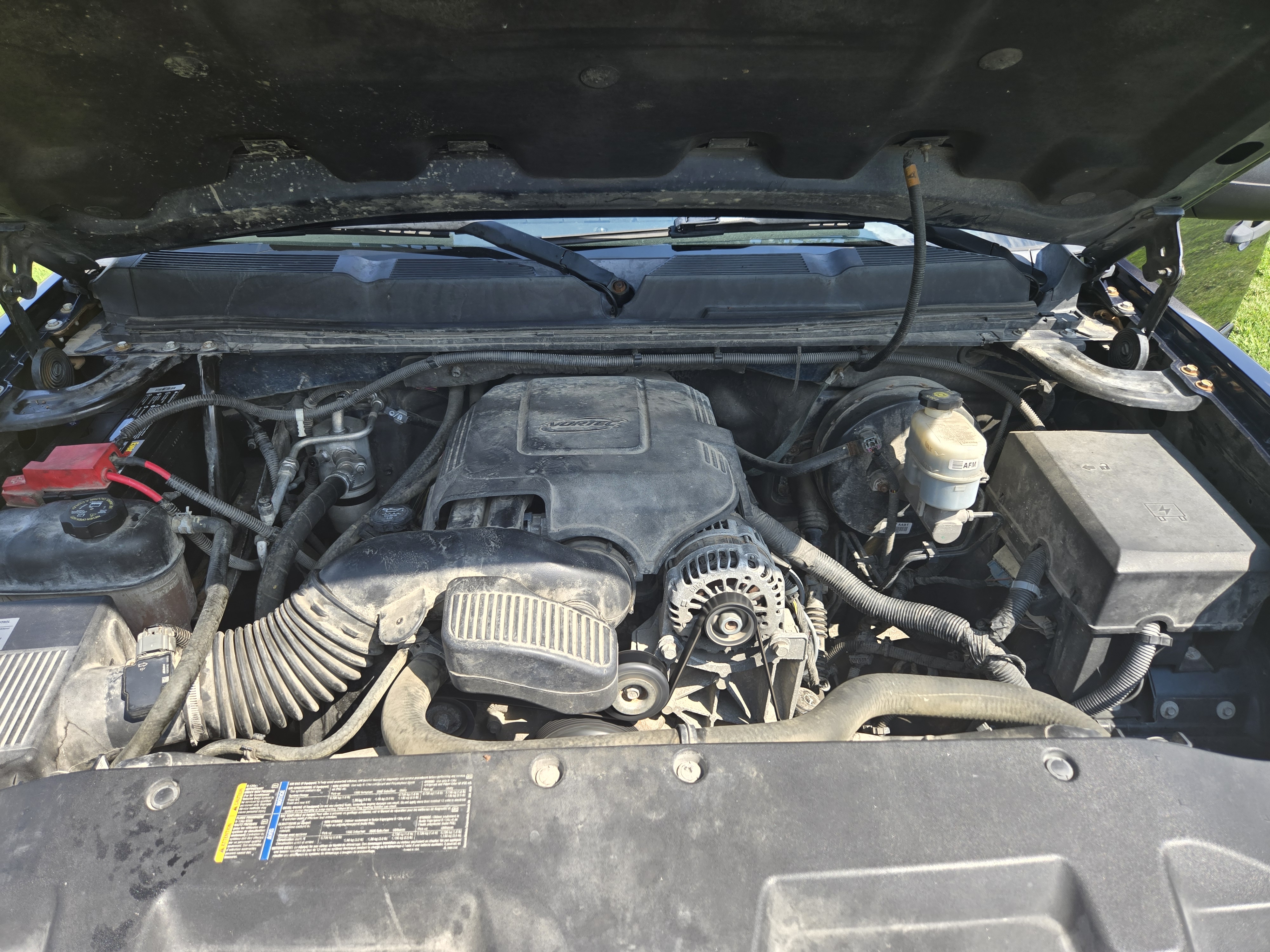 Used 2010 Chevrolet Silverado 1500 LT w/ Power Pack Plus AWD/4WD image 15
