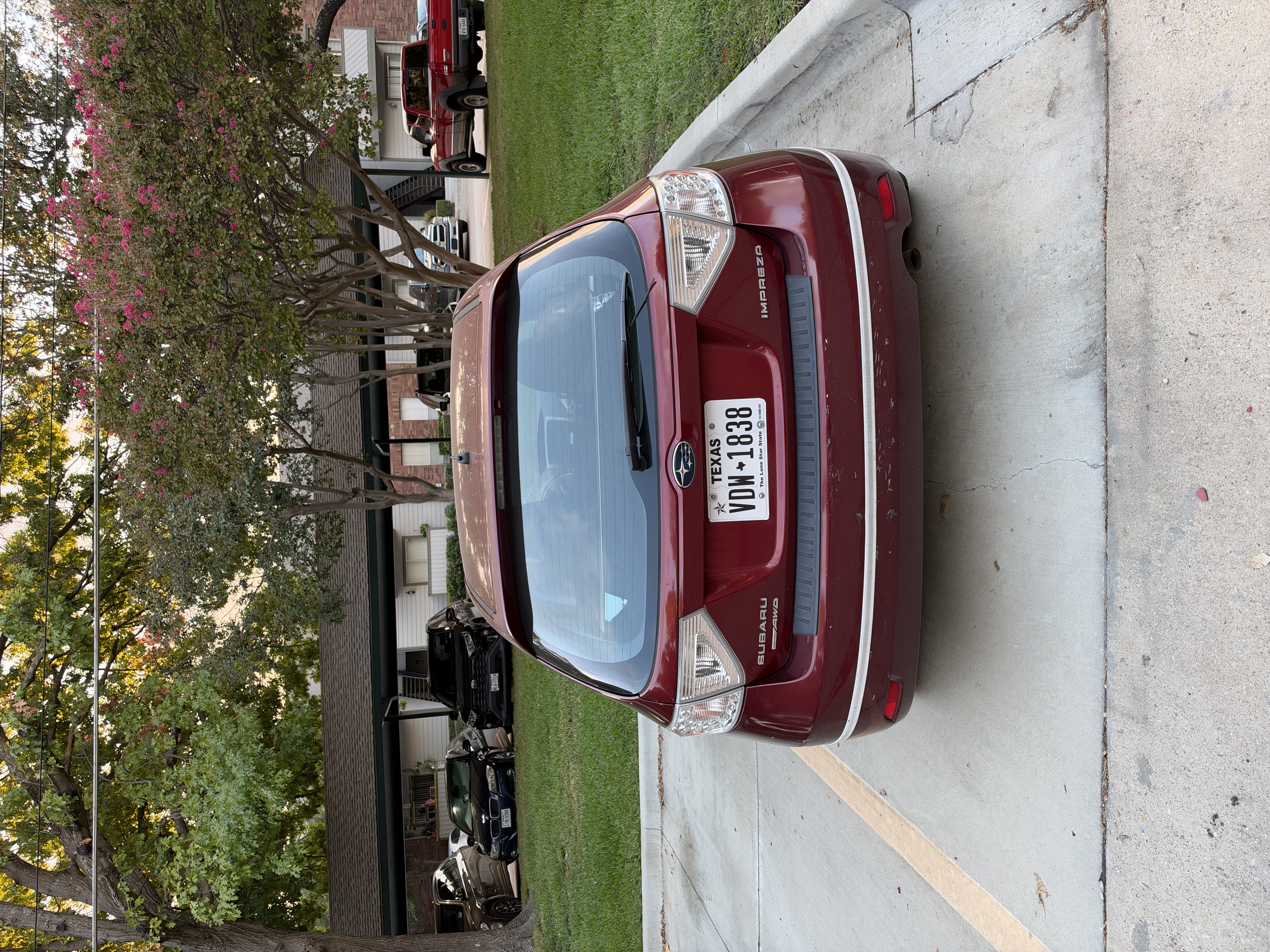Used 2011 Subaru Impreza 2.5i Premium w/ PWR Moonroof Value Pkg AWD/4WD image 2