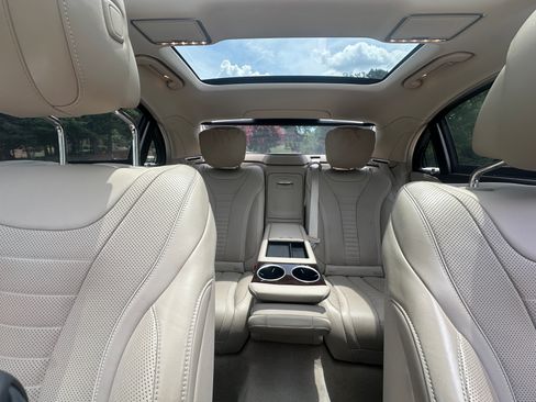 Used 2019 Mercedes-Benz S 560 Sedan image 14