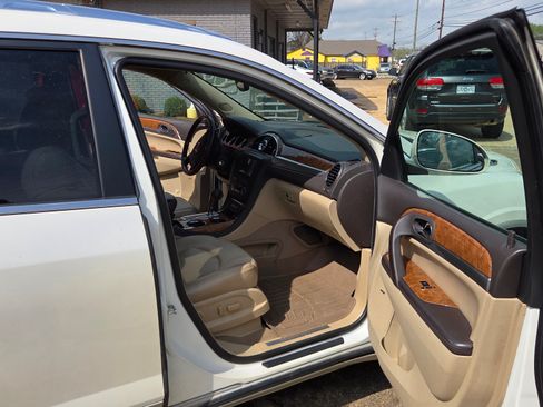 Used 2012 Buick Enclave Leather w/ LPO, Cargo Convenience Pkg image 9