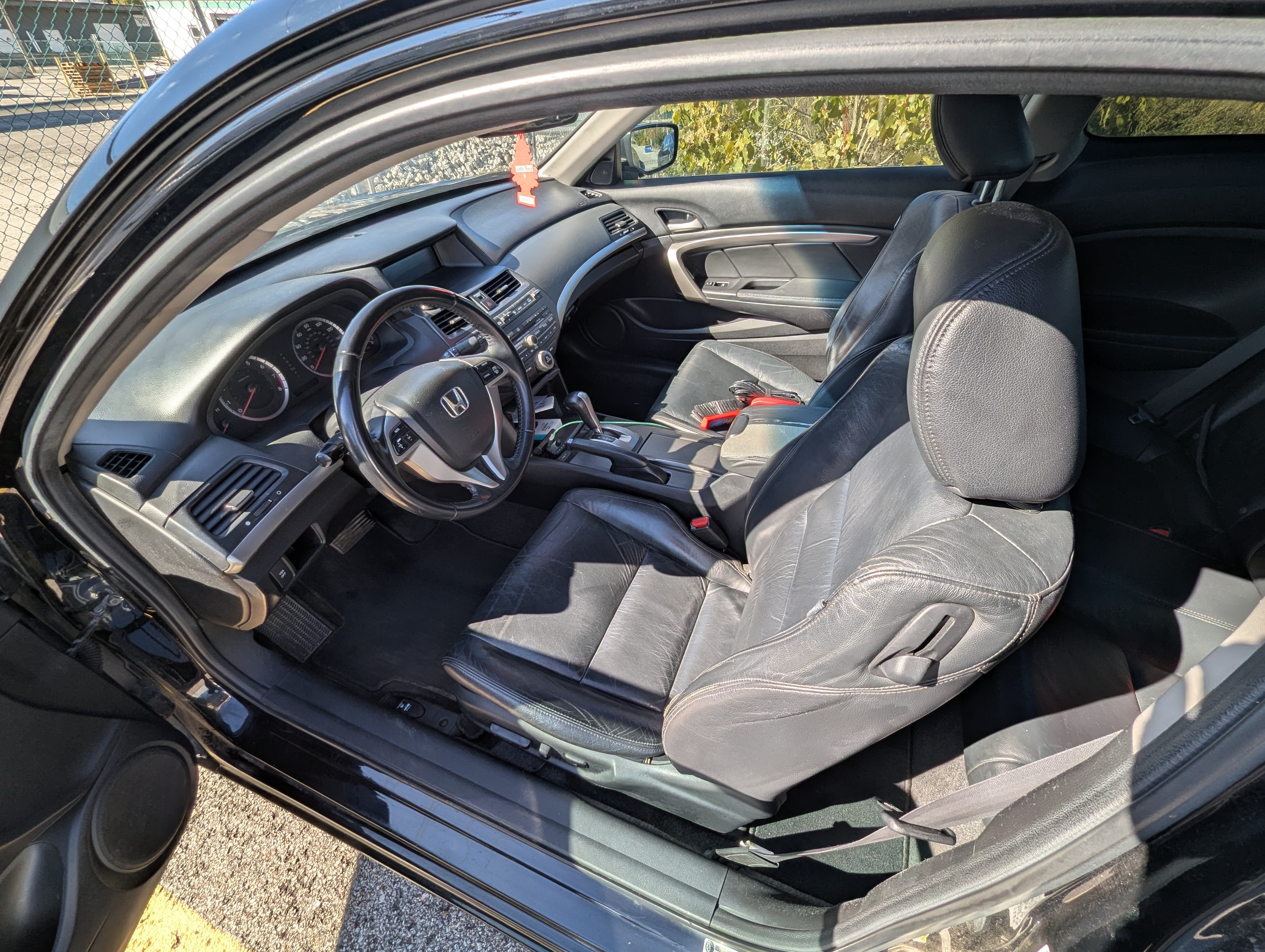 Used 2009 Honda Accord EX-L image 25