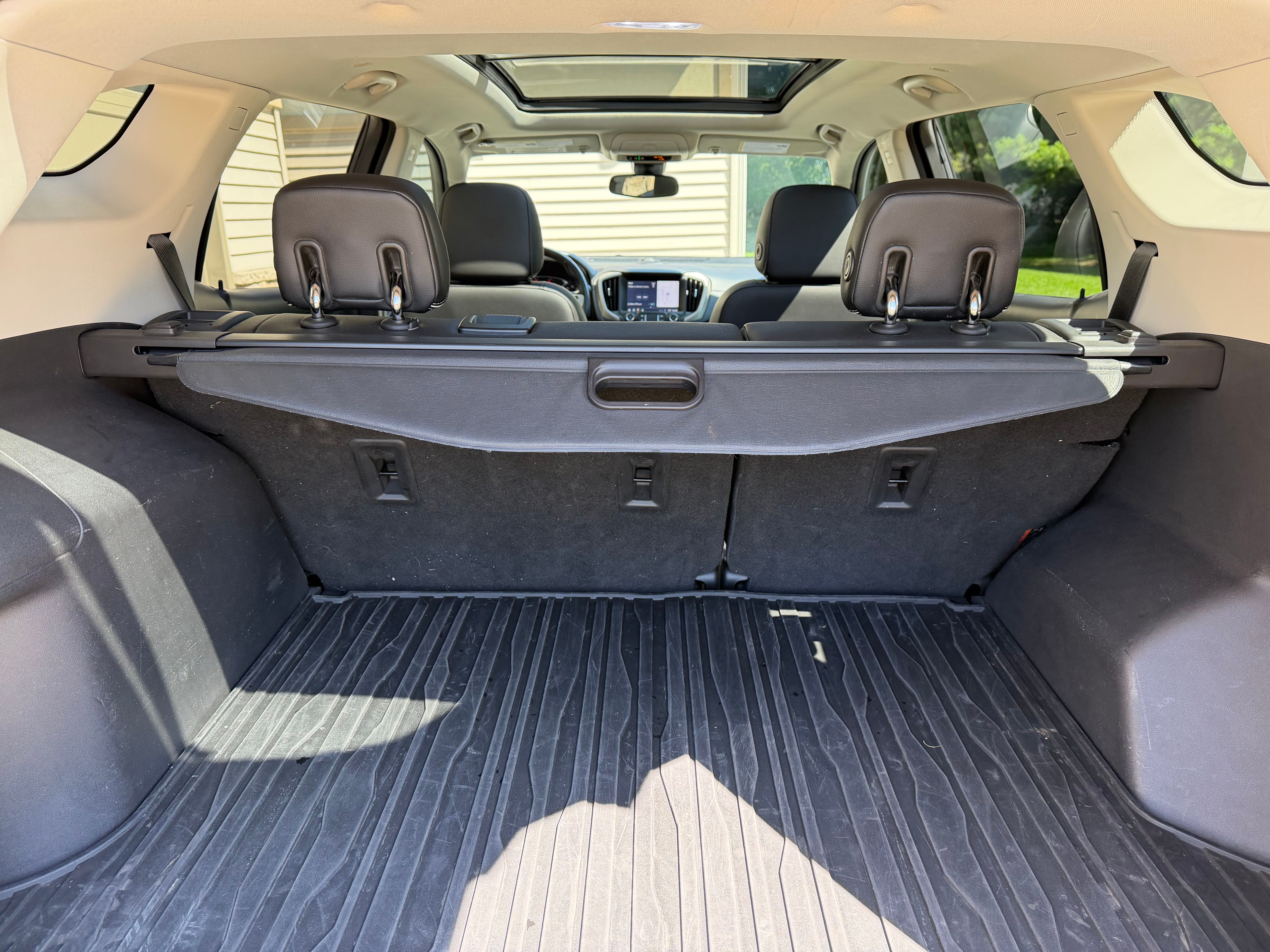 Used 2020 GMC Terrain Denali w/ GMC Pro Grade Package AWD/4WD image 15