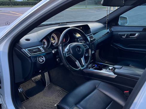 Used 2016 Mercedes-Benz E 350 Sedan image 7