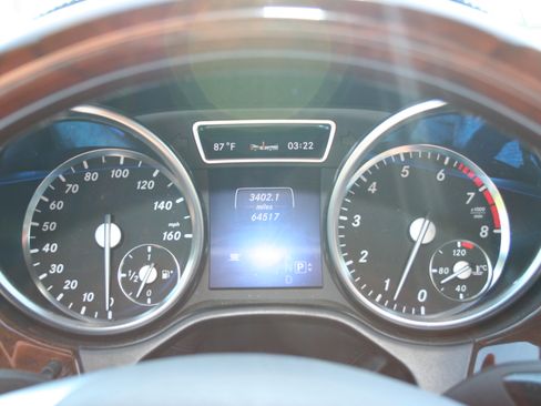 Used 2013 Mercedes-Benz ML 550 4MATIC image 20