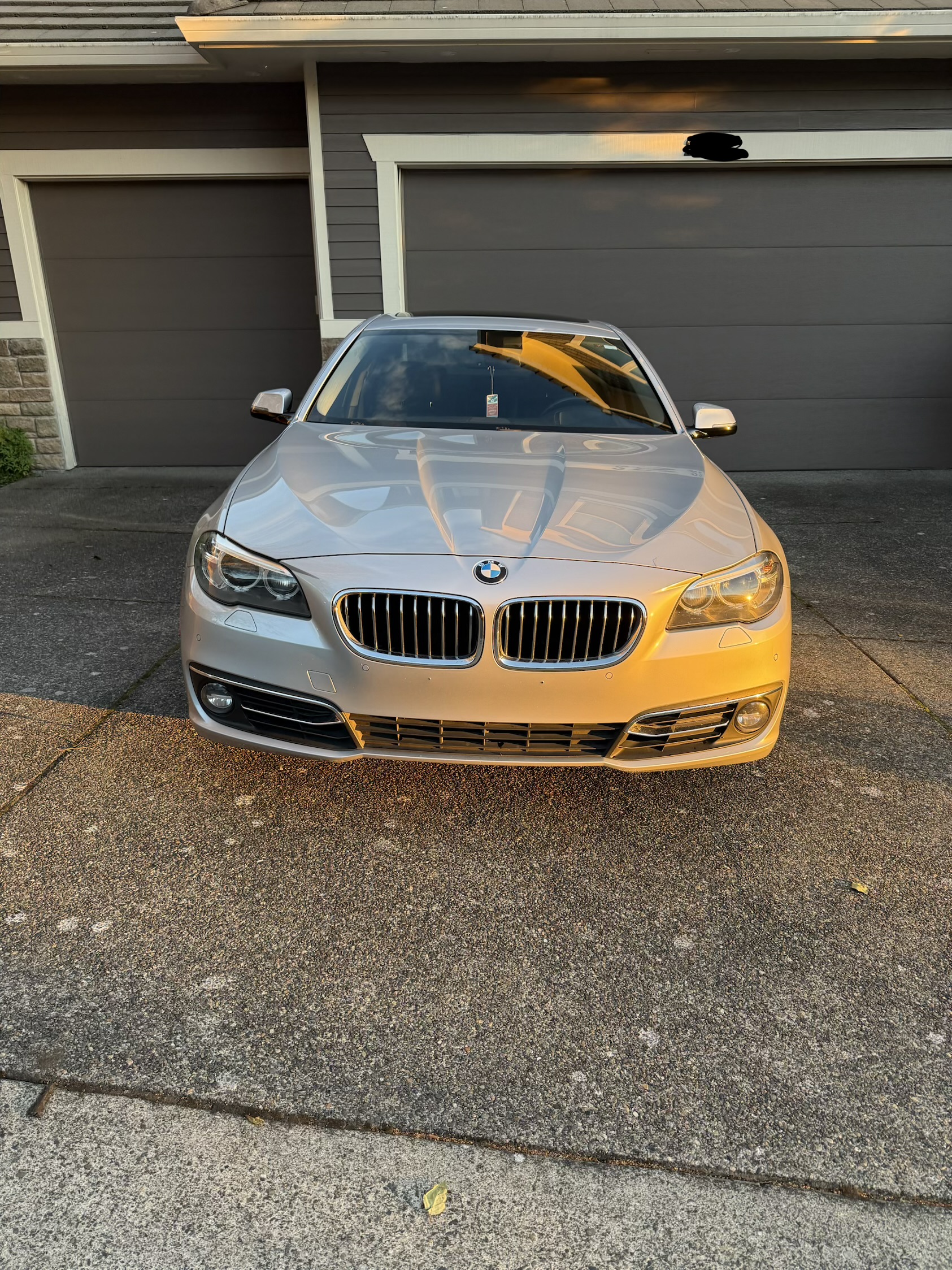 Used 2014 BMW 535i xDrive Sedan AWD/4WD image 2