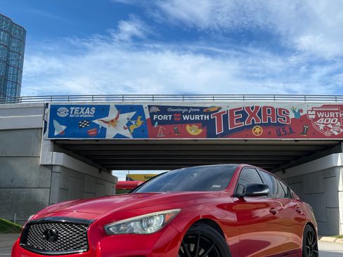 Used 2014 INFINITI Q50 S 3.7 Sedan 4D w/ Navigation Package image 2