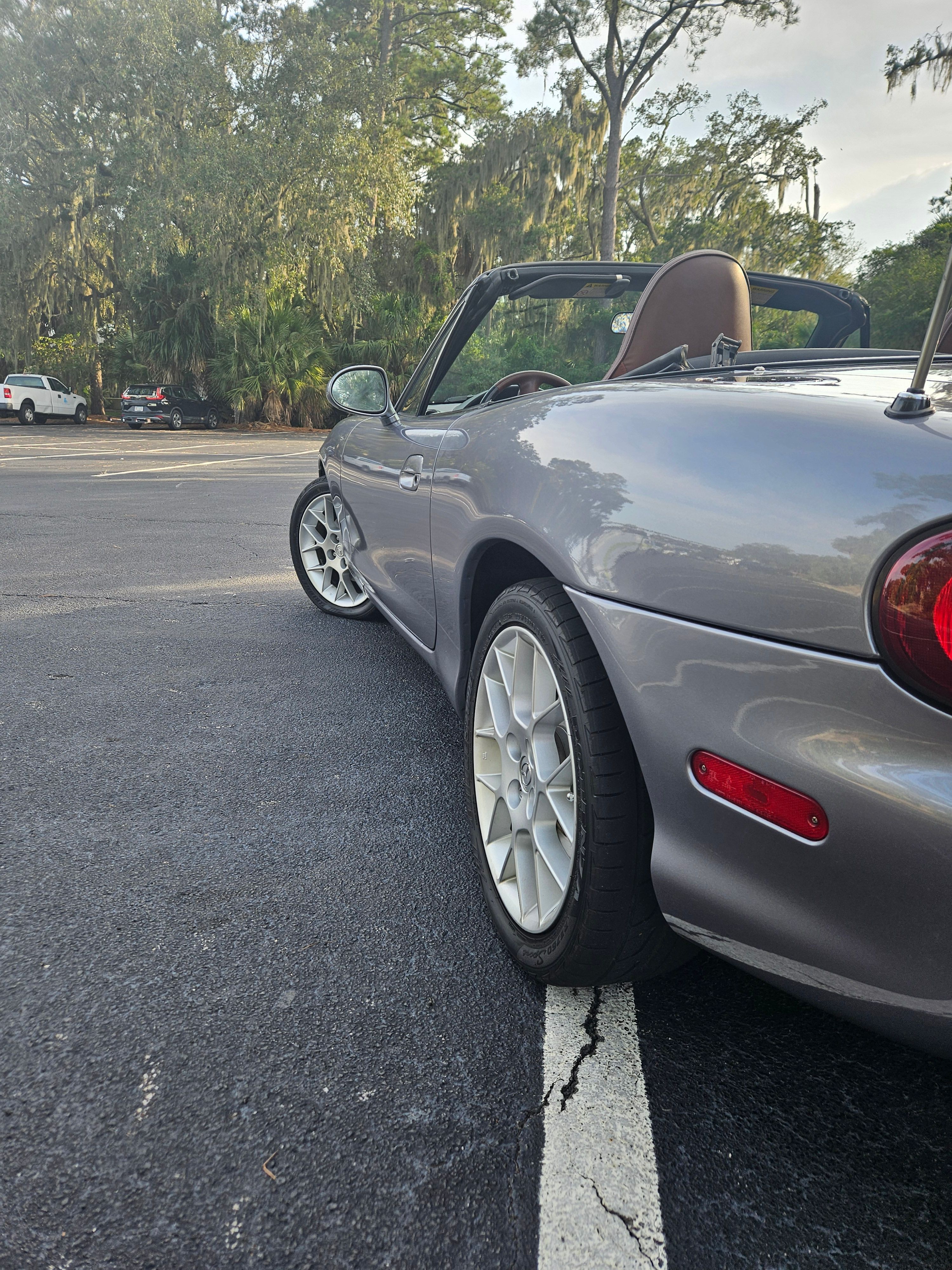 Used 2002 MAZDA MX-5 Miata LS RWD image 15