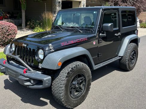 Used 2015 Jeep Wrangler Rubicon image 1