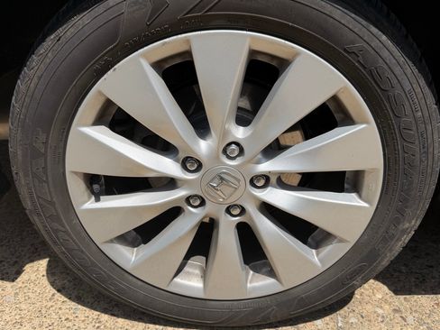 Used 2015 Honda Accord EX-L image 12