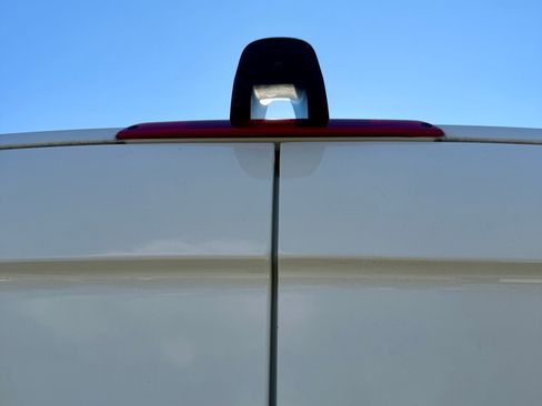 Used 2023 Mercedes-Benz Sprinter 2500 image 12