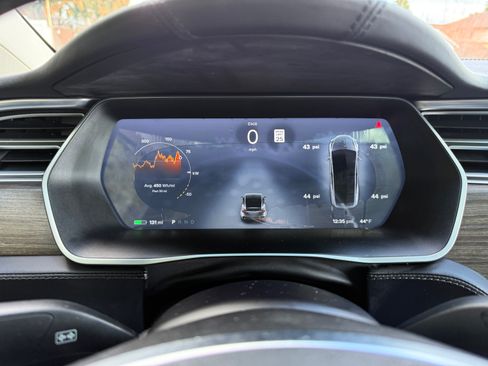 Used 2016 Tesla Model X 90D image 17