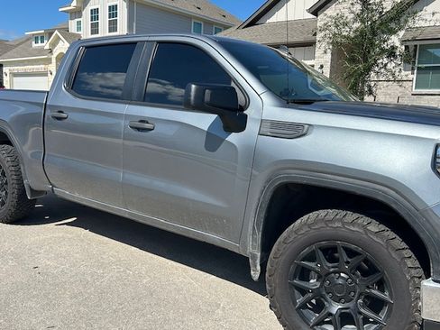 Used 2021 GMC Sierra 1500 2WD Crew Cab w/ Sierra Value Package image 5
