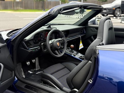 Used 2025 Porsche 911 Carrera T image 11