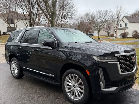 Used 2023 Cadillac Escalade Premium Luxury w/ LPO, Floor Liner Package image 5