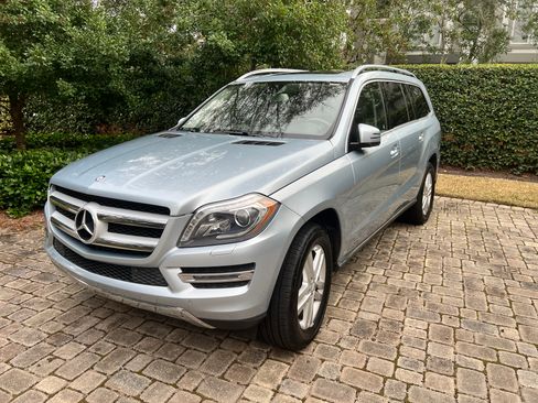 Used 2015 Mercedes-Benz GL 320 BlueTEC 4MATIC image 1