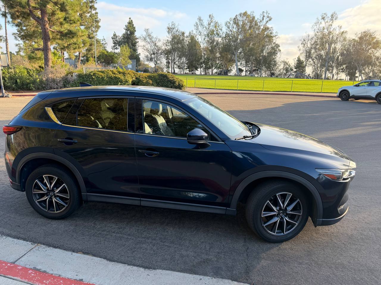 Used 2018 MAZDA CX-5 Grand Touring FWD image 9