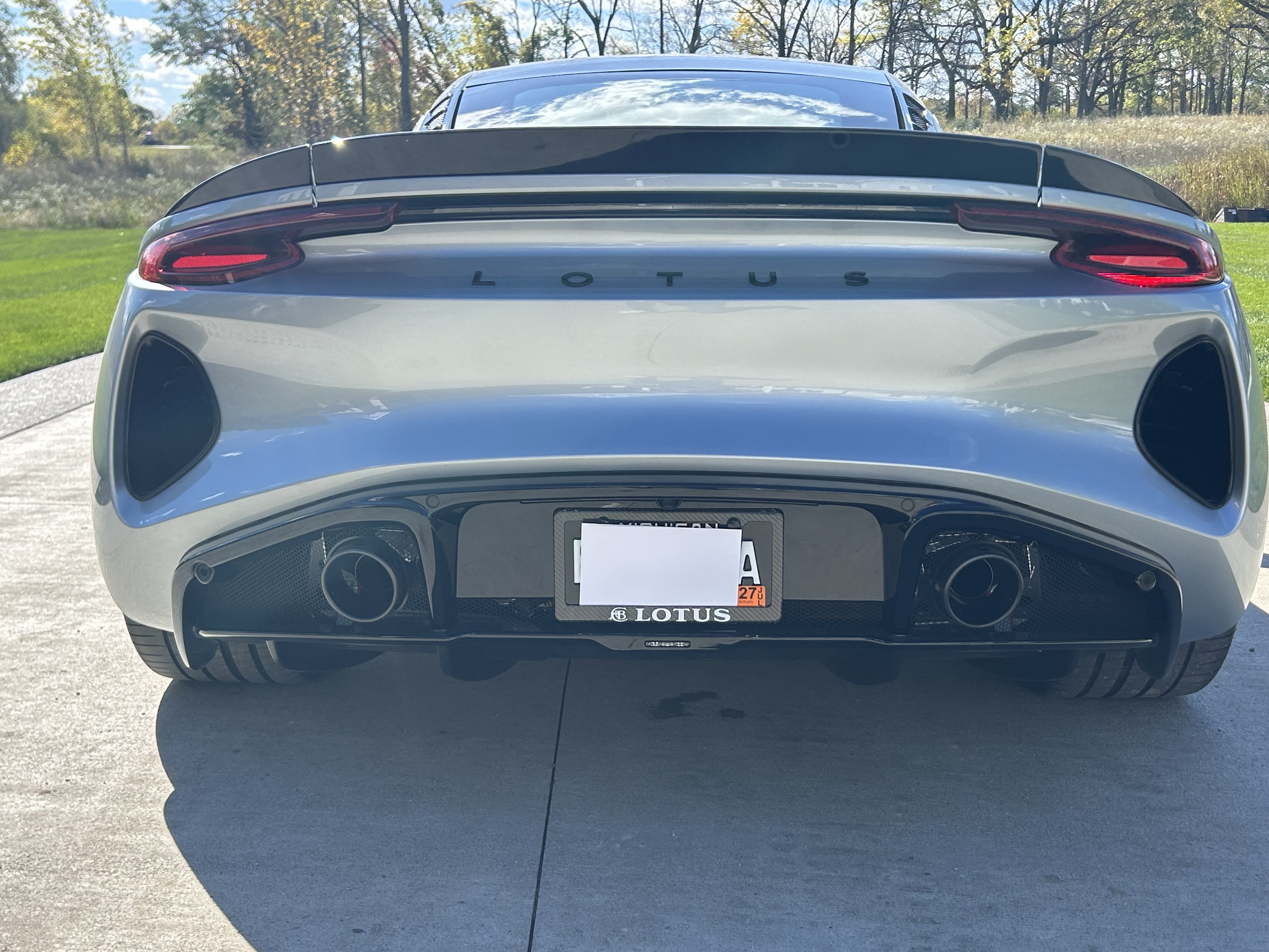 Used 2026 Lotus Emira SE RWD image 10