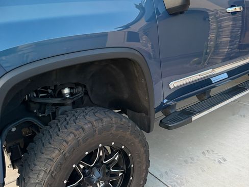 Used 2024 Chevrolet Silverado 2500 High Country w/ Technology Package AWD/4WD image 22