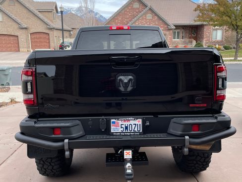 Used 2022 RAM 2500 Laramie w/ Night Edition AWD/4WD image 1