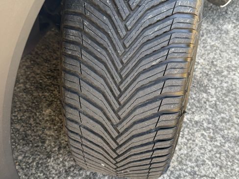 Used 2023 Toyota Highlander Limited image 13