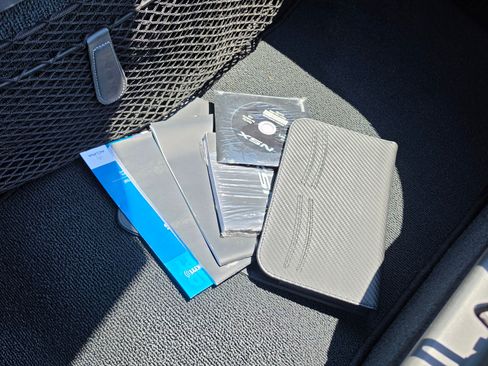 Used 2017 Acura NSX image 21