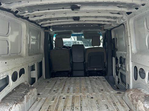 Used 2016 Nissan NV 3500 SV image 8