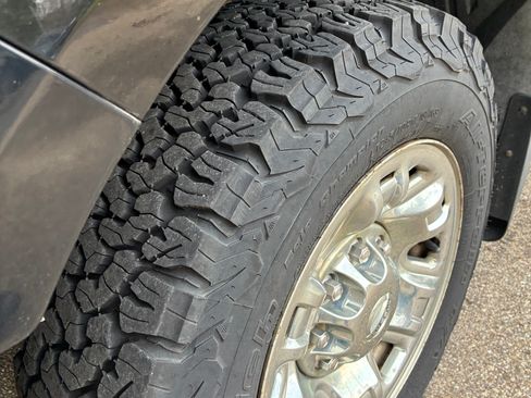 Used 2016 Nissan NV 3500 SL image 16