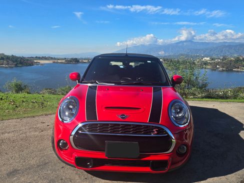 Used 2020 MINI Cooper S image 4