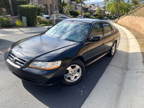 Used 2001 Honda Accord LX image 5