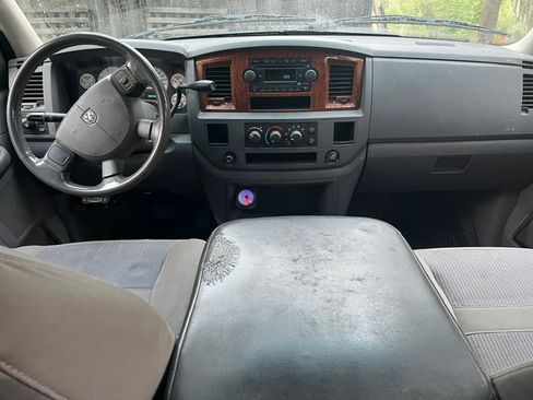 Used 2006 Dodge Ram 2500 Truck SLT RWD image 12