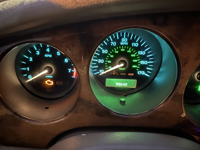 Used 2002 Jaguar XK8 Convertible RWD image 7