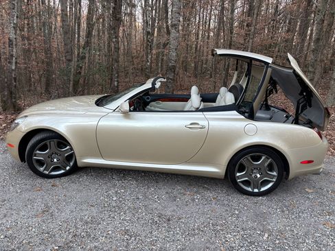 Used 2007 Lexus SC 430 Convertible image 8
