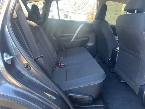 Used 2018 Toyota RAV4 XLE w/ Plus Extra Value Package image 14