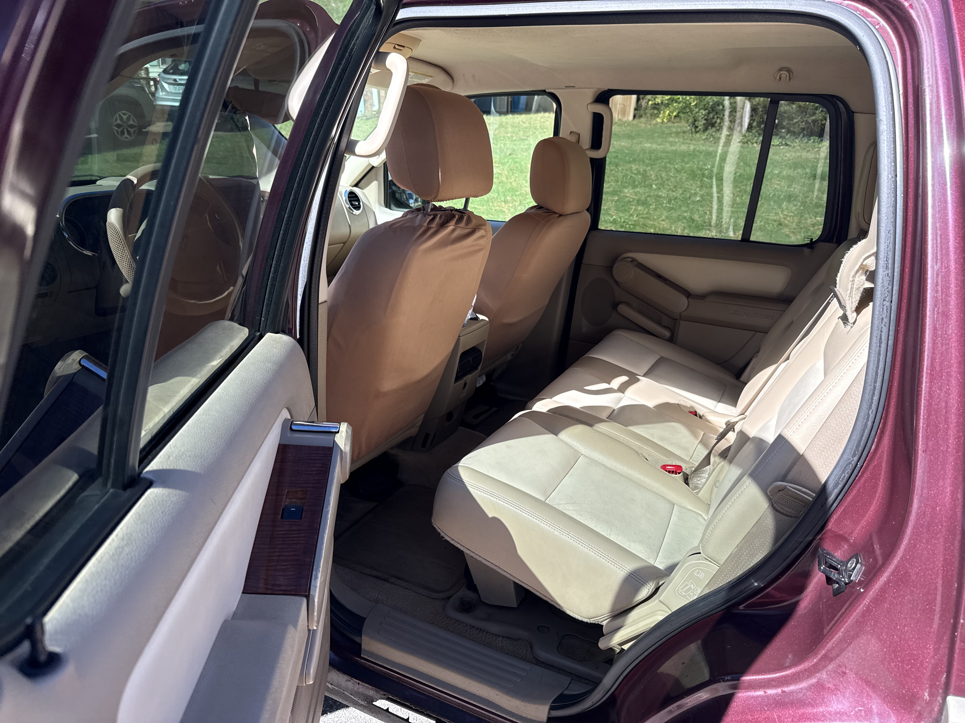 Used 2008 Ford Explorer Eddie Bauer AWD/4WD image 11