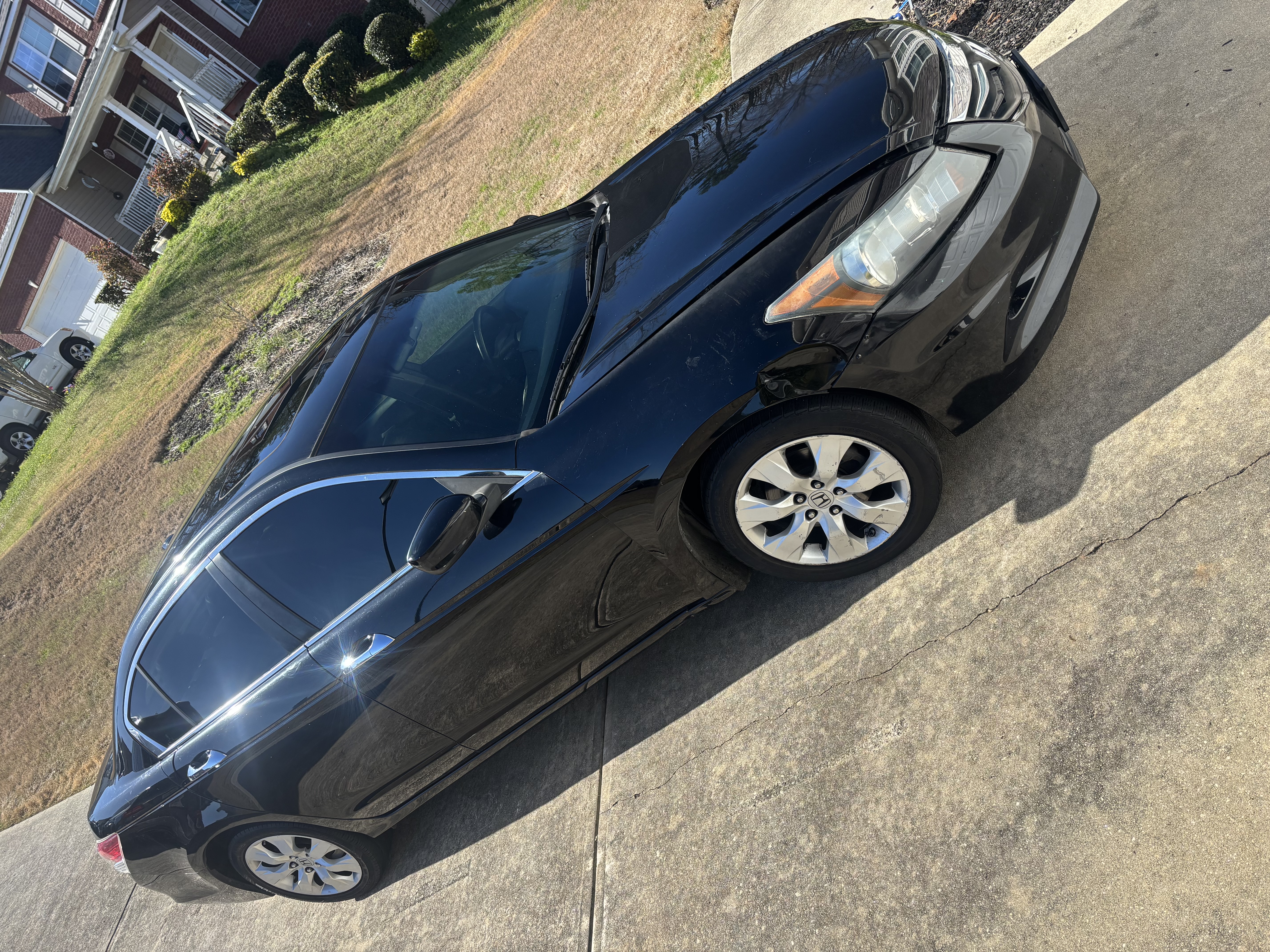 Used 2011 Honda Accord EX-L image 8
