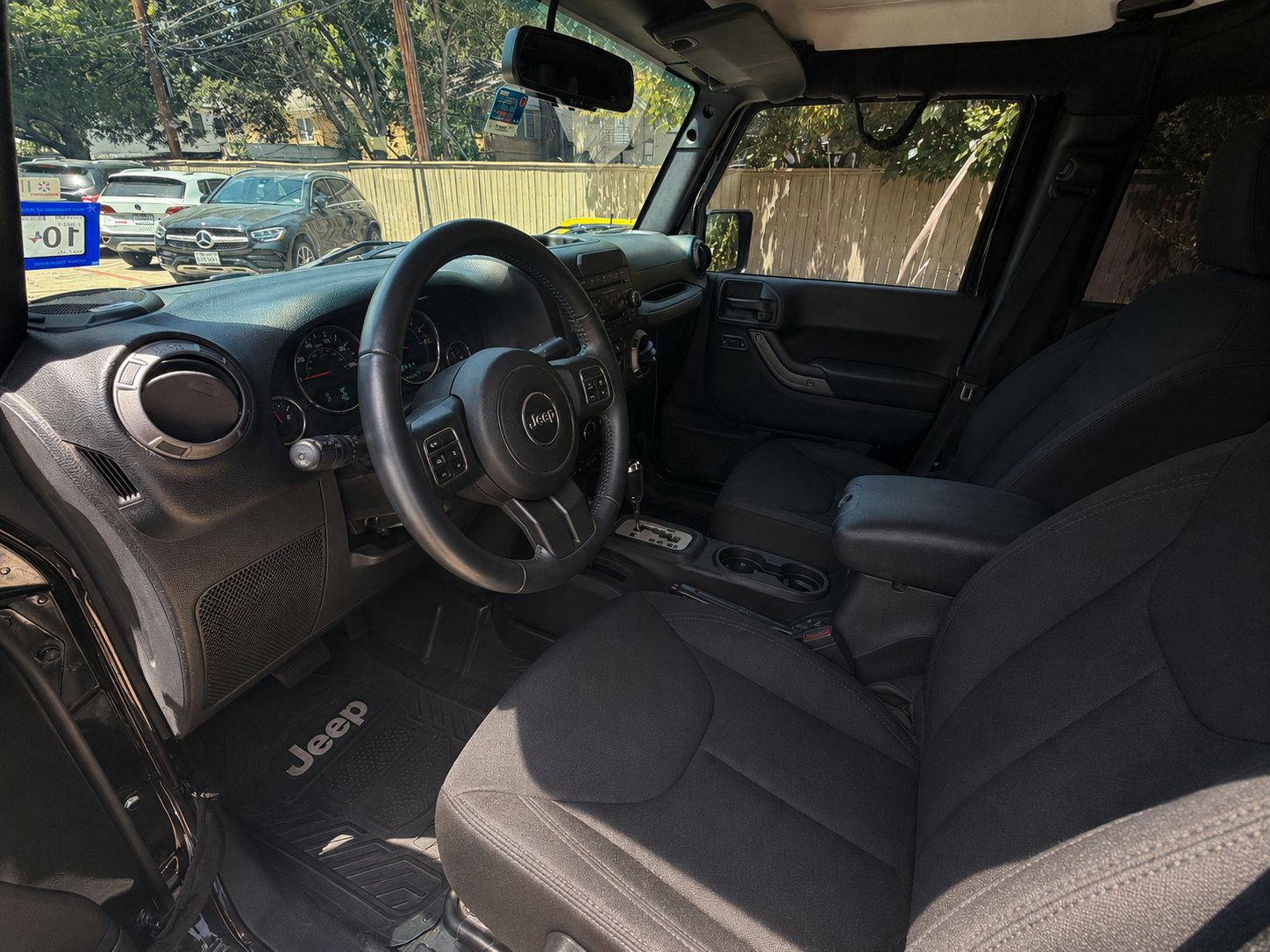 Used 2017 Jeep Wrangler Unlimited Sport w/ Quick Order Package 24S AWD/4WD image 9