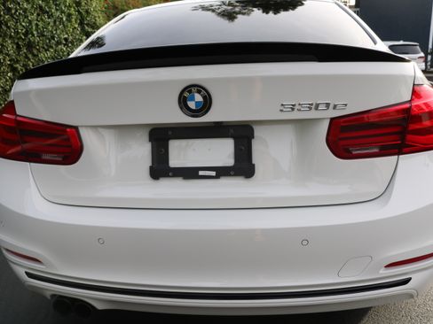 Used 2017 BMW 330e image 15
