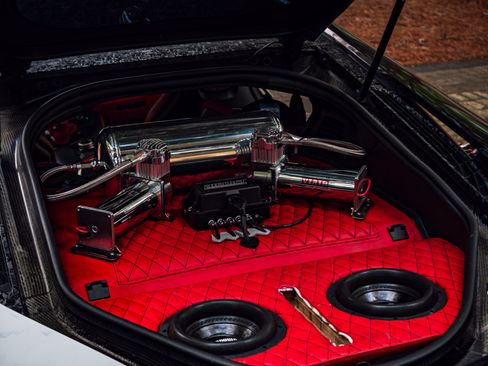 Used 2019 BMW i8 Coupe image 5