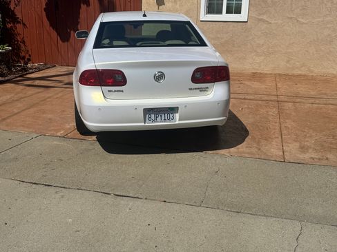 Used 2006 Buick Lucerne CXL w/ Luxury Package FWD image 6