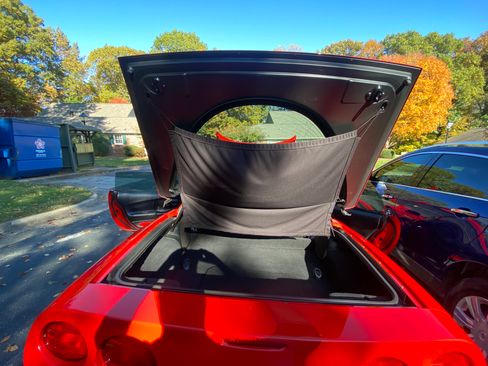 Used 2004 Chevrolet Corvette Coupe w/ Roof Package image 10