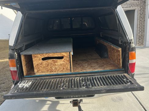 Used 1995 Toyota Tacoma SR5 image 12