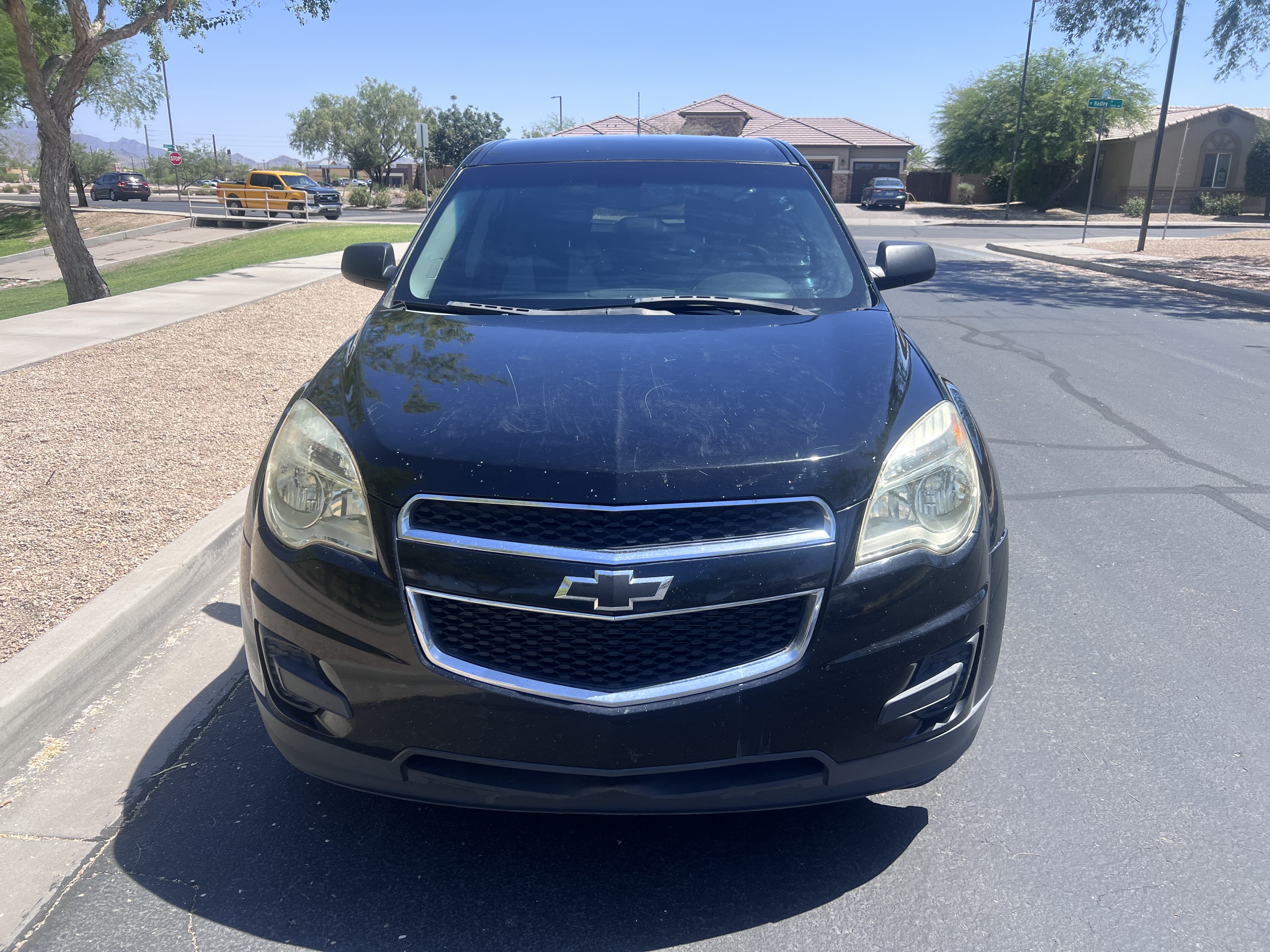 Used 2011 Chevrolet Equinox LS w/ Bluetooth Package FWD image 2