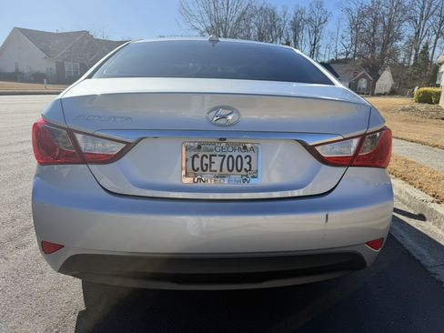 Used 2014 Hyundai Sonata GLS w/ Popular Equipment Group 2 image 9