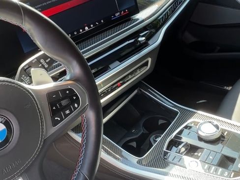 Used 2024 BMW X5 M60i AWD/4WD image 9