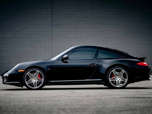 Used 2011 Porsche 911 Targa 4S AWD/4WD image 4