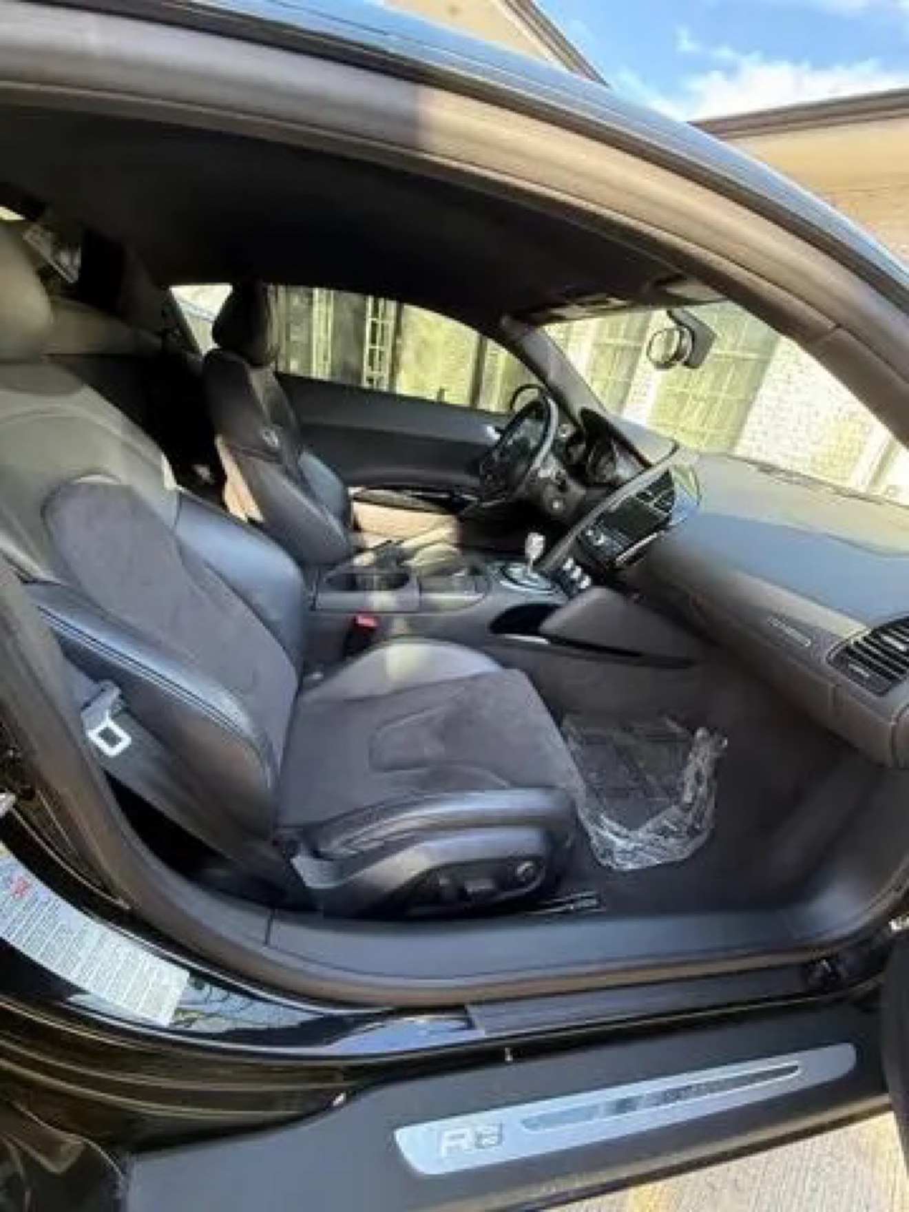 Used 2012 Audi R8 V8 AWD/4WD image 2