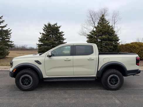 Used 2025 Ford Ranger Raptor image 5